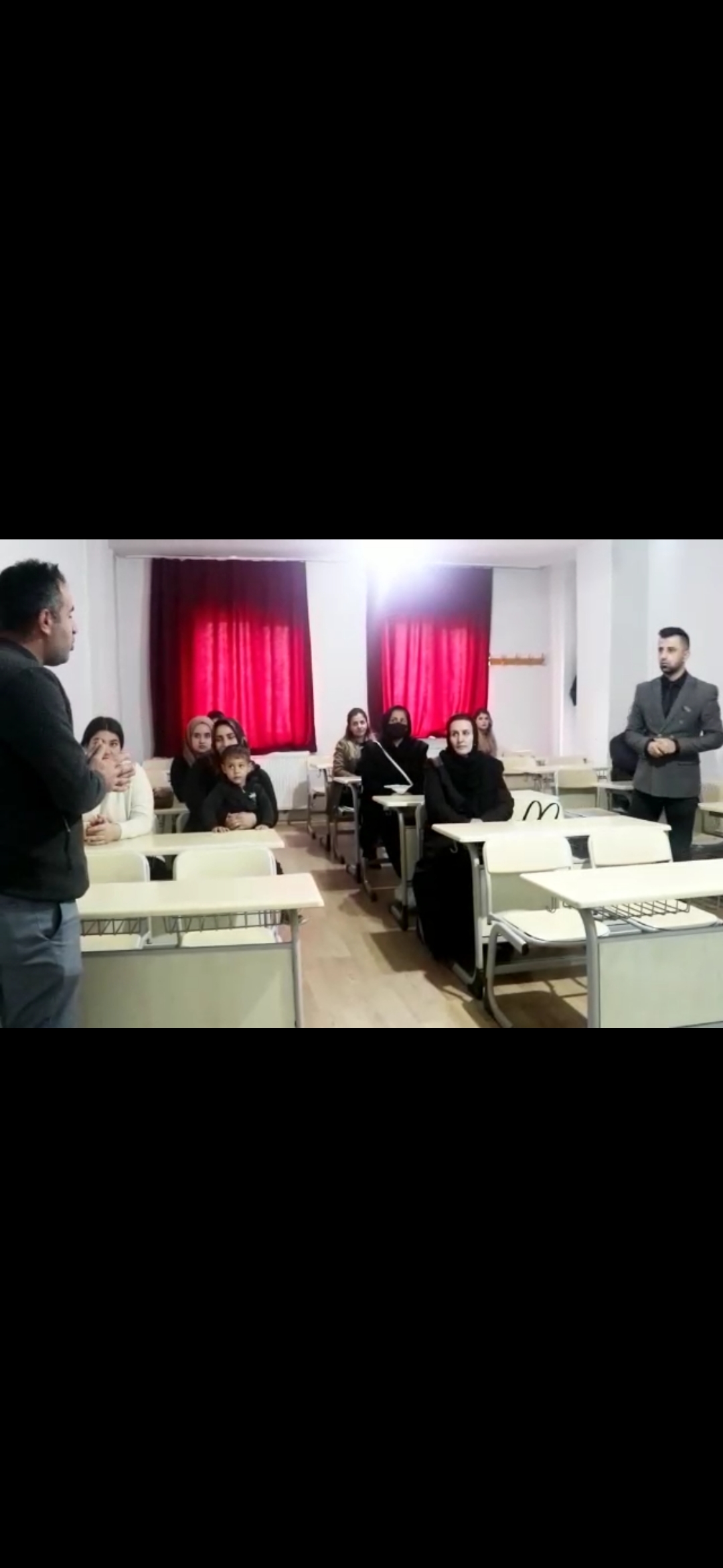 10.11.2022  tarihinde Yüksekova halk eğitim merkezinde Sosyal Yaşam ve Uyum eğitimi Düzenlendi. 